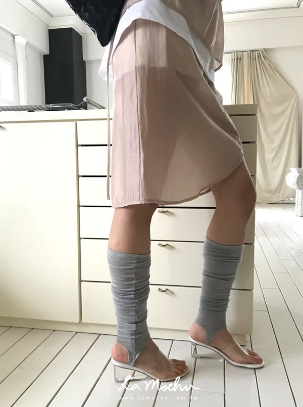 百搭踩腳透膚襪